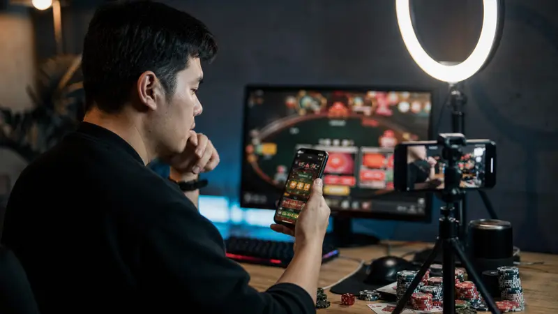 Influencer Muda Malaysia Mengakui Promosi Judi Online, Terhindar dari Penjara